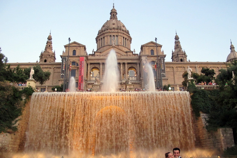 Barcelona – kopec Montjuïc a fontána Font Màgica