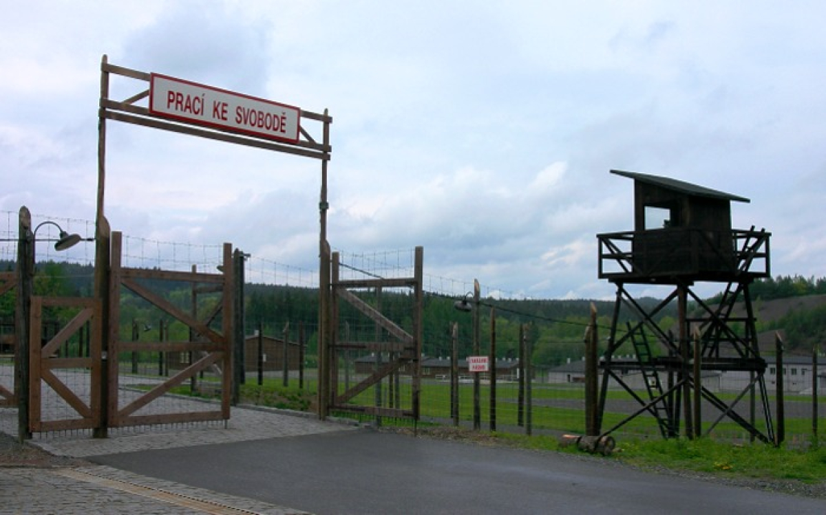 Památník Vojna u Příbrami - komunistický koncentrační tábor