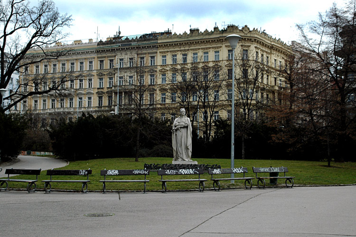 Pražské zahrady, zastavení čtyřicáté - Čelakovského sady