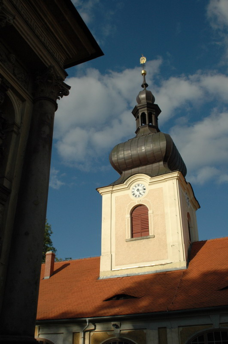Kavčí kámen na Tolštejnském panství