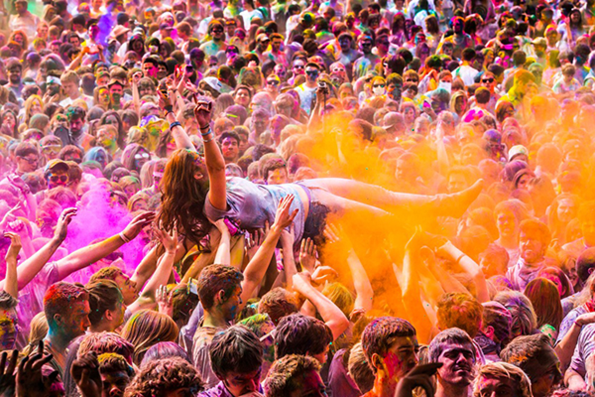 Holi – žhavé a pestrobarevné orgie v Indii