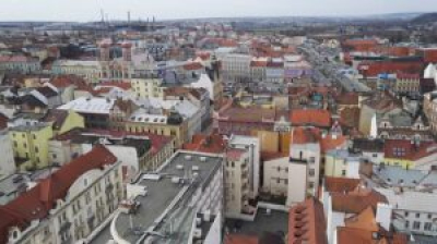 Plzeň je skvělým místem nejen k rekreaci. A najít v ní vhodný dům či byt může být snadné!