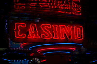 Cestujte a vydělávejte: Casino bonus bez vkladu jako zábava na cesty
