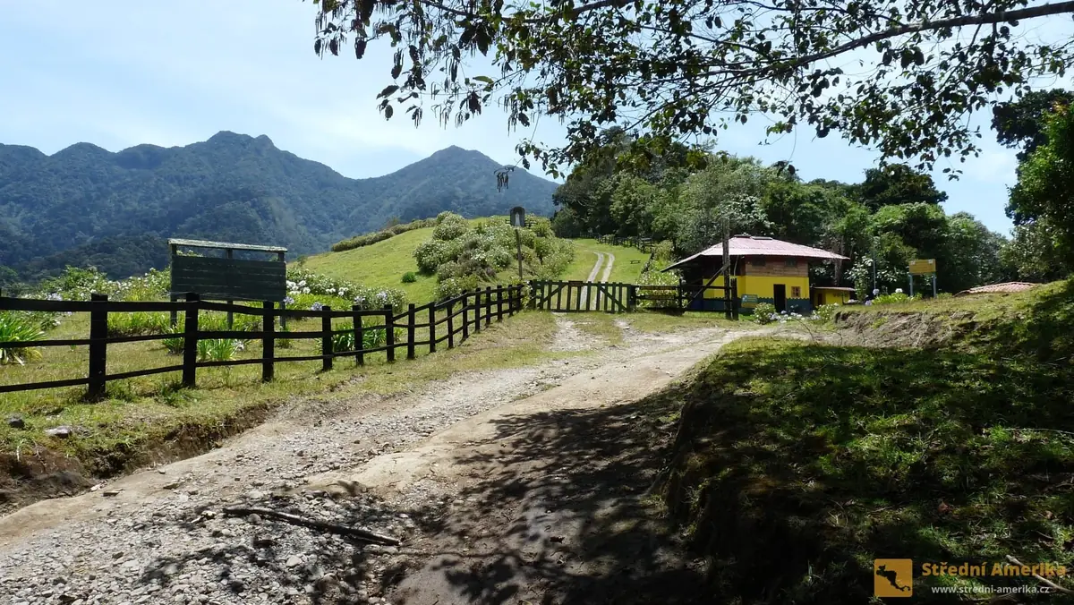 "Sendero de los Quetzales“ aneb Na Kvesalí stezce